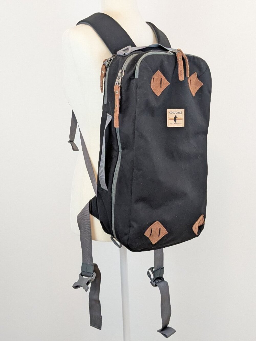 Cotopaxi Nazca 24L Travel Backpack Dufflebag Black Canvas